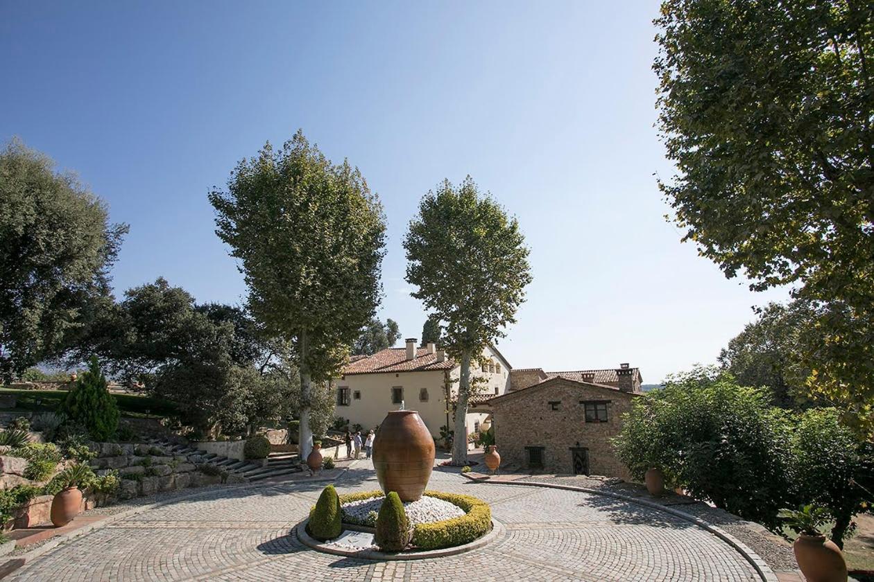 Masia Can Viver - Olive Oil Tourism B&B Bigues I Riells Ngoại thất bức ảnh