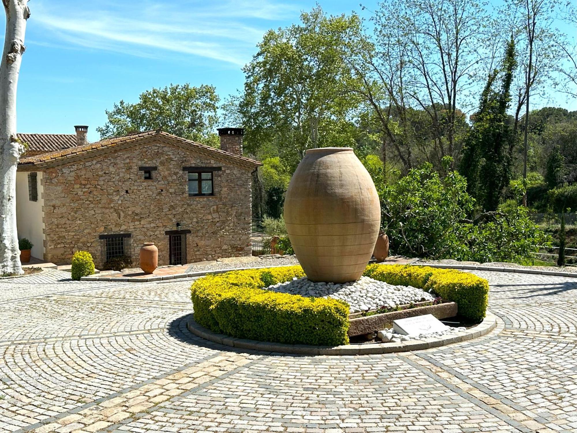 Masia Can Viver - Olive Oil Tourism B&B Bigues I Riells Ngoại thất bức ảnh