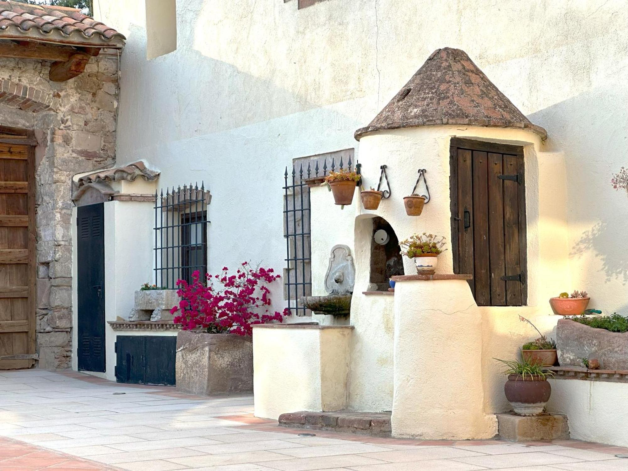 Masia Can Viver - Olive Oil Tourism B&B Bigues I Riells Ngoại thất bức ảnh